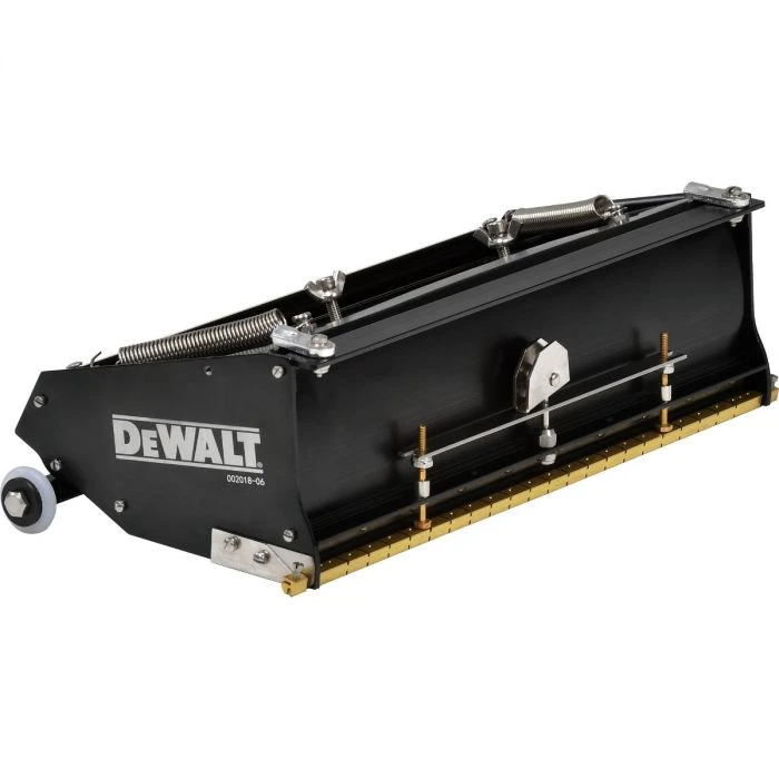 DeWalt Taping & Finishing Set: Standard Flat Boxes W/ Medium Handles 13 DeWalt Taping & Finishing Set: Standard Flat Boxes W/ Medium Handles - Image 11